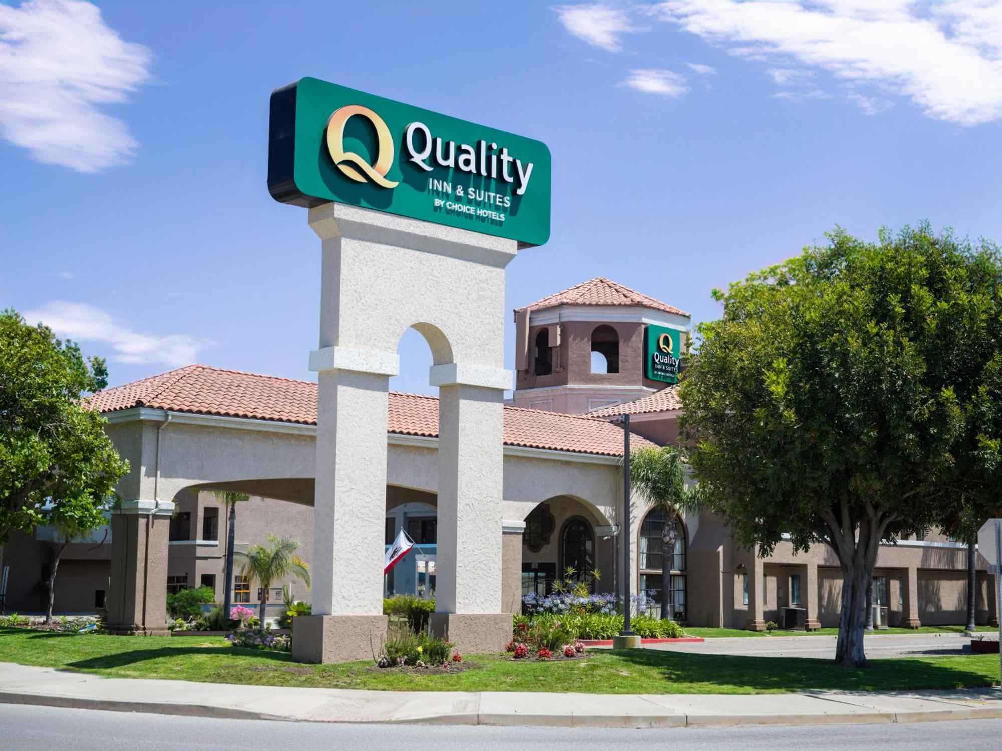 Quality Inn & Suites Camarillo-Oxnard Екстериор снимка
